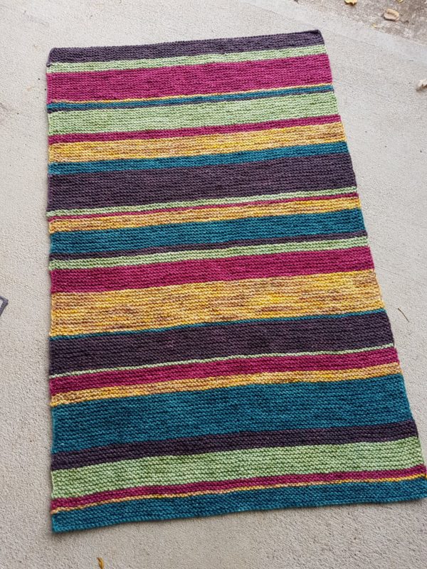 Handknitted wool rug - Image 4