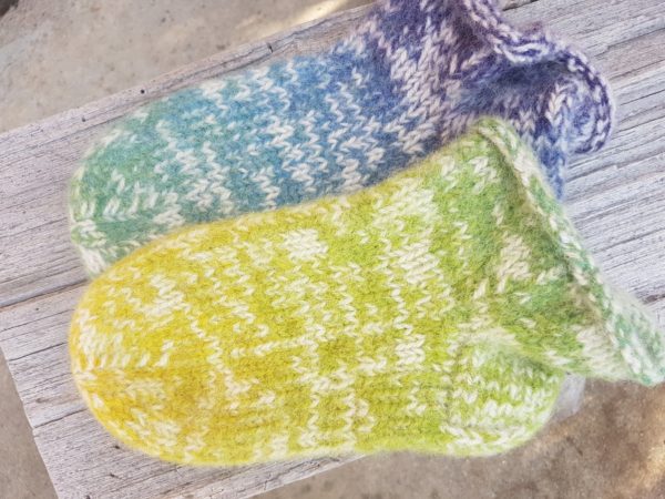 Handknitted and felted wool socks - Image 5